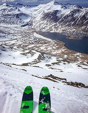 Discovering ski touring in Iceland with "On est pas que des collants"